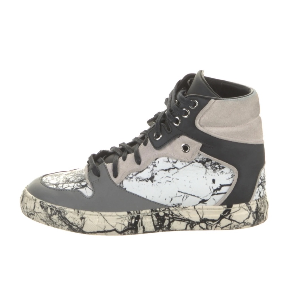 Beautiful Balenciaga Sneakers marble print